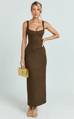 Benita Midi Dress - Scoop Neck Ruched Fitted Dress in Chocolate